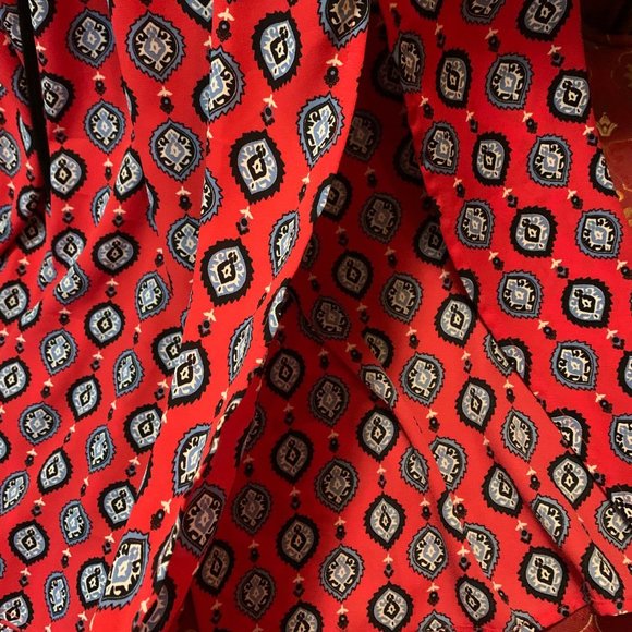 Tristan, dress. Size small, Printed fabric, All red lining, Midi or Maxi. - Picture 8 of 12